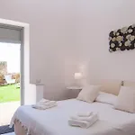 Intalloi Bed and Breakfast Νότο