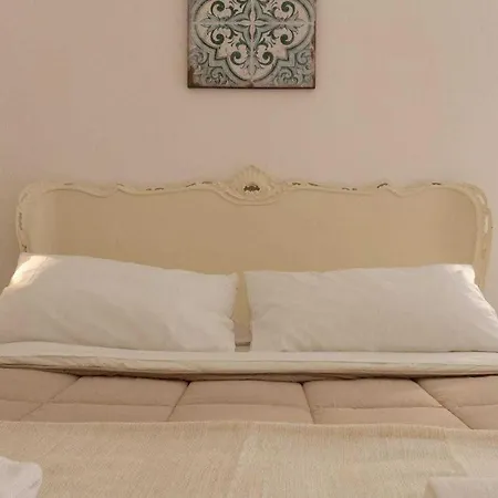 Panzió Intalloi Noto