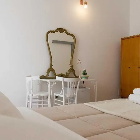 Intalloi Panzió Noto