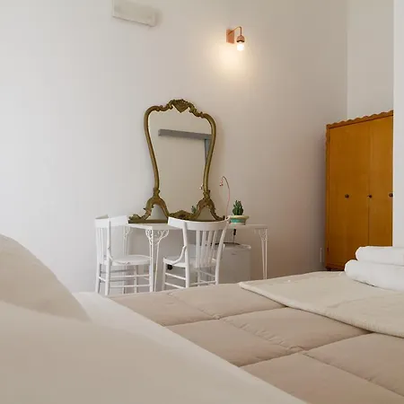 Intalloi Noto