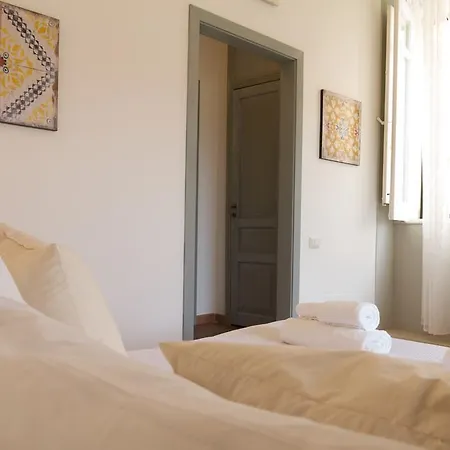 Intalloi Bed & Breakfast 4*